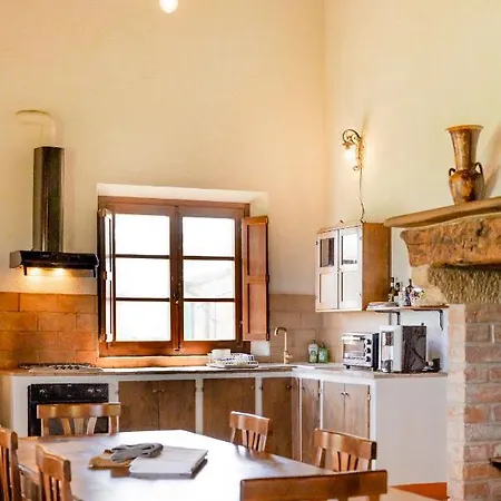 Alloggio per agriturismo Agriturismo Il Serraglio Montepulciano Stazione