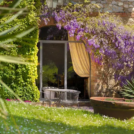Il Serraglio Farm stay Montepulciano